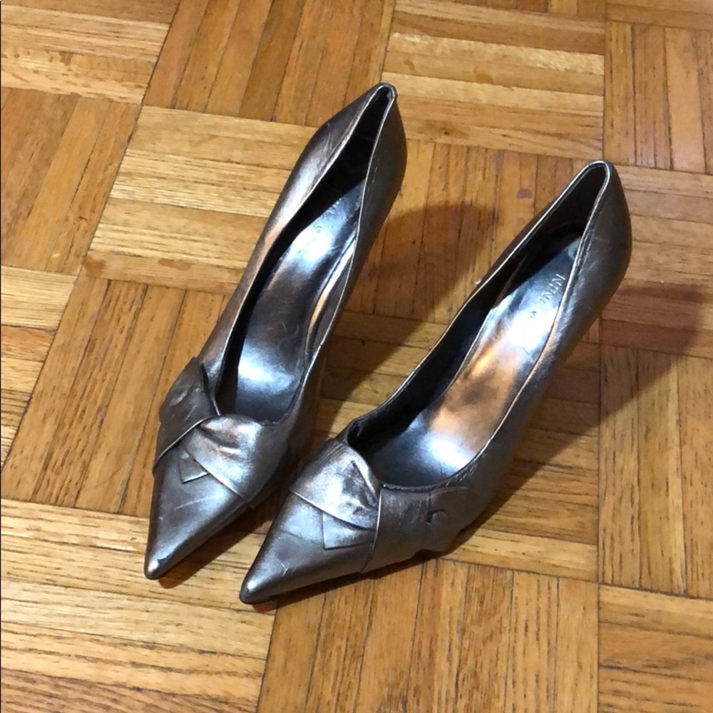 Nine West Silver Heels